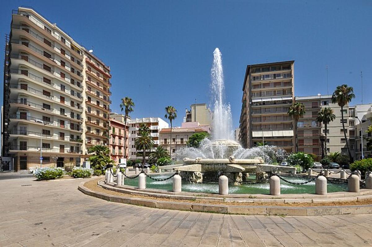 Piazza Ebalia - Fontana Rosa dei Venti - Taranto