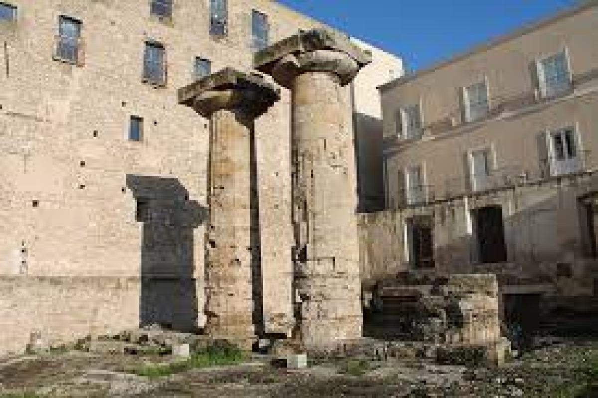 Taranto Tempio di Poseidone - Colonne Doriche